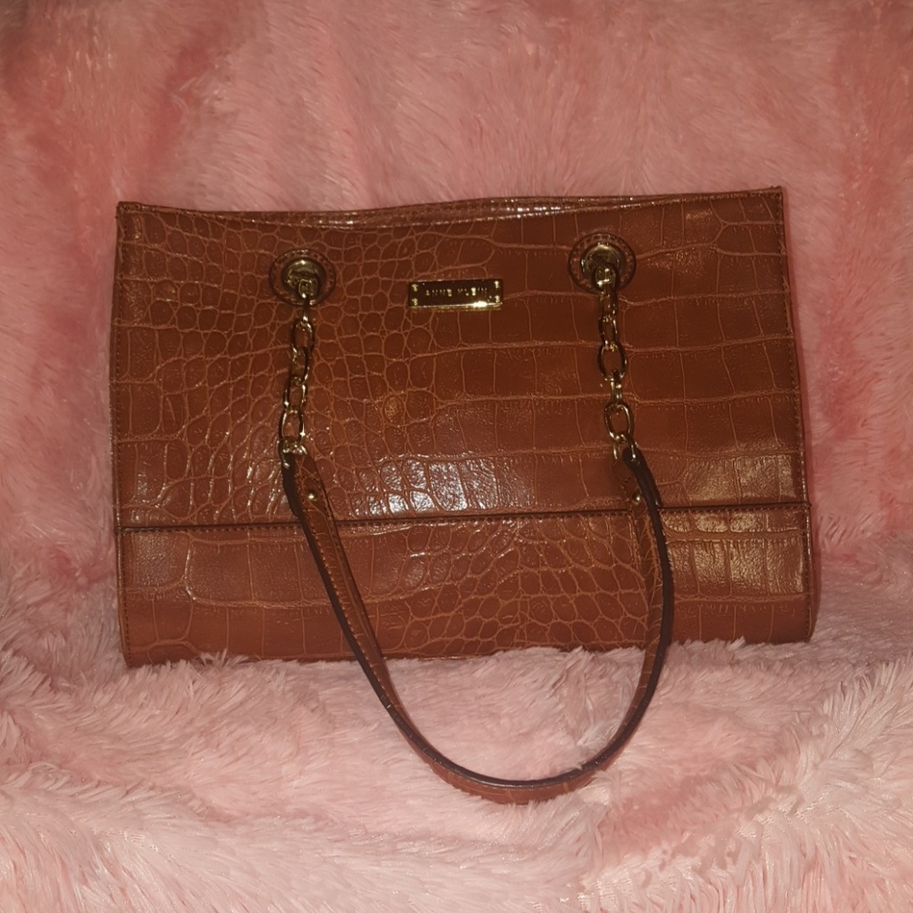 *SOLD*Anne Klein Coast is Clear tote